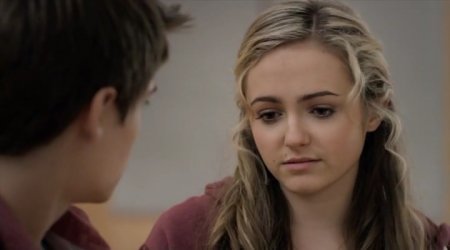 Небольшое привидение: Одна ночь в проклятом доме (2016)