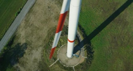 Гуд бай, Берлин! (2016)