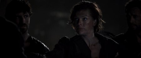 Обитель зла: Последняя глава (2016) Обитель зла: Последняя глава (2016)